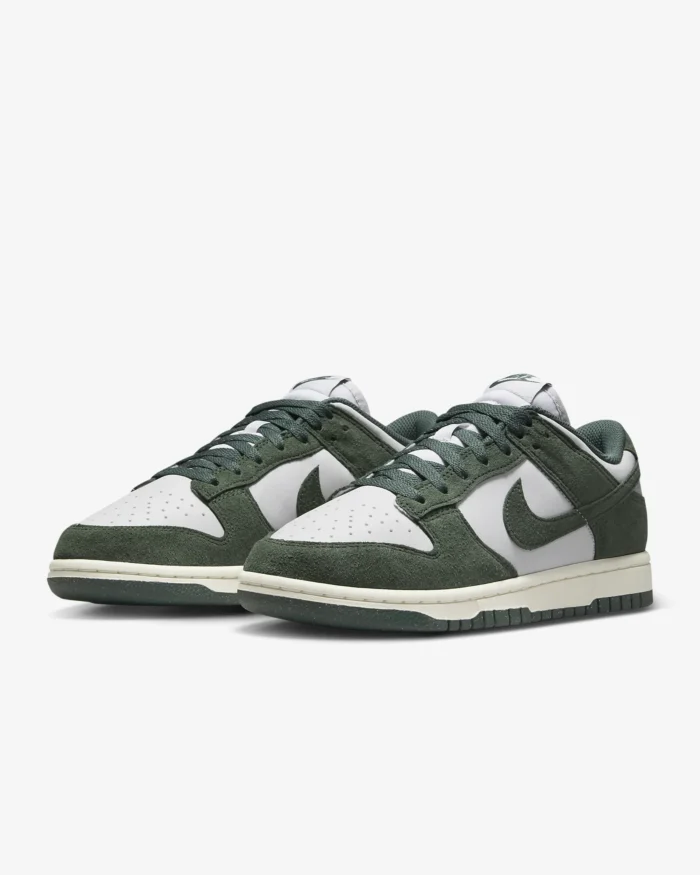 Nike Dunk Low – Photon Dust/Sail/White/Vintage Green