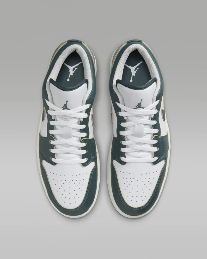 Air Jordan 1 Low SE –  Oxidized Green/White/Sail/Oxidized Green