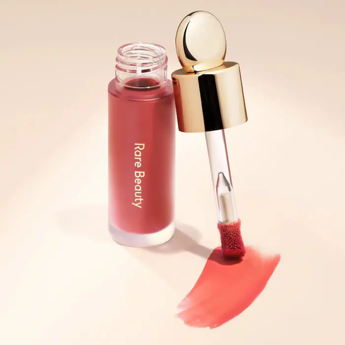 Rare Beauty by Selena Gomez Soft Pinch Liquid Blush – Grateful – dewy true red