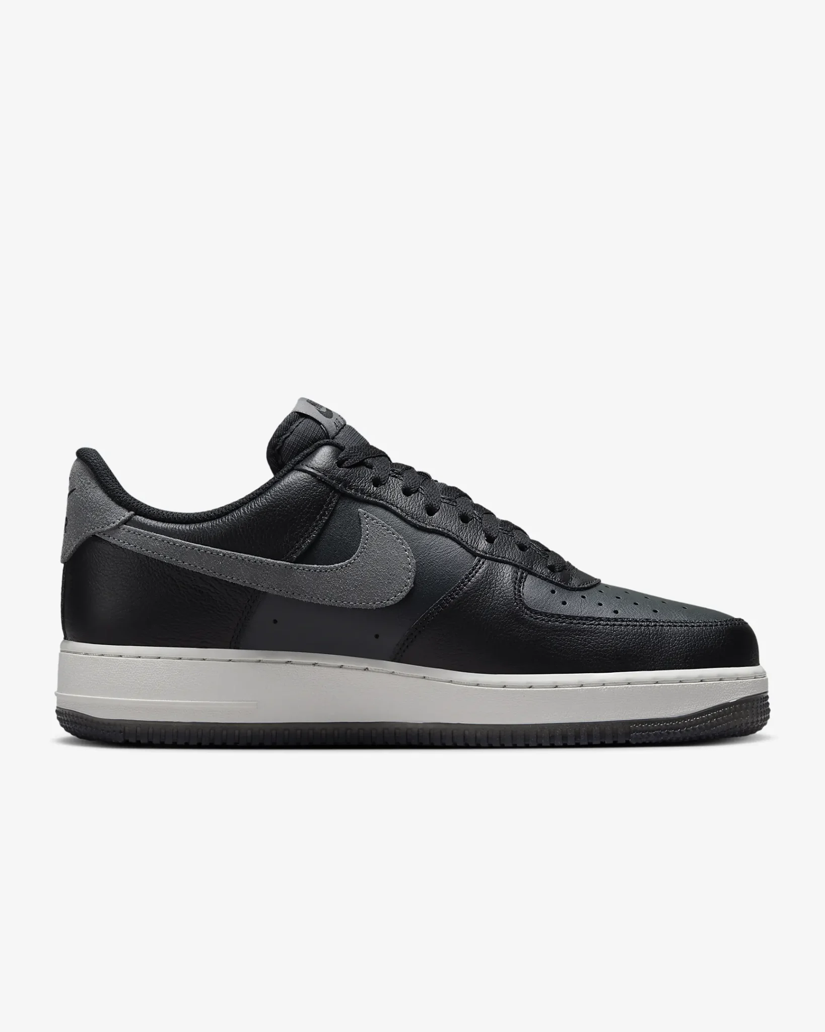 Nike Air Force 1 '07 LV8 Men's Shoes - Black/Dark Smoke Grey