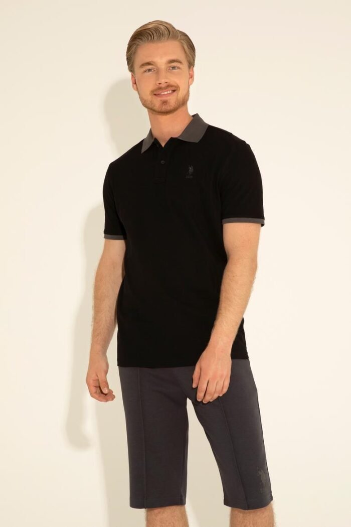 Solid Pique Knit Polo Shirt-Black