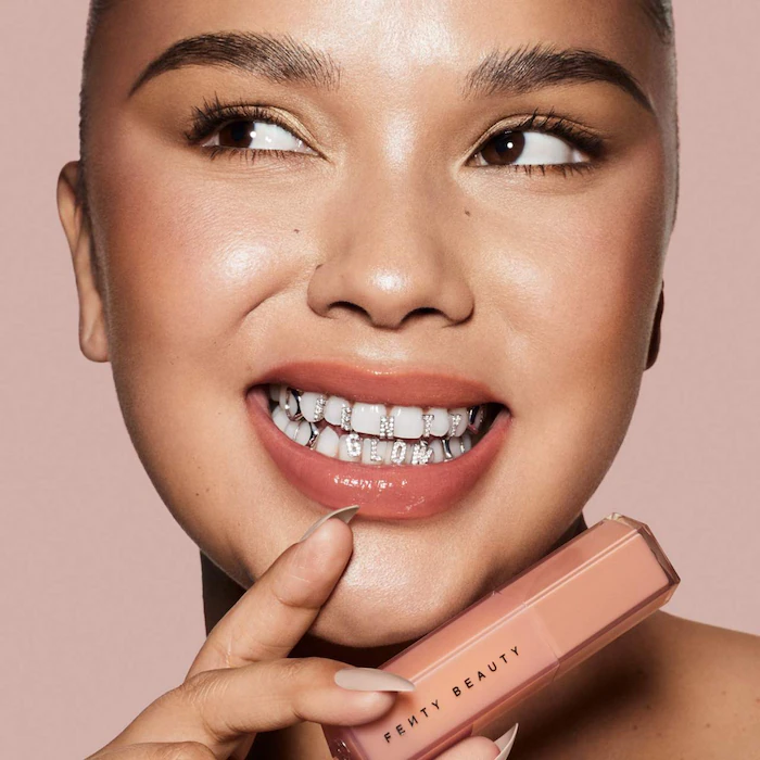 Fenty Beauty by Rihanna Gloss Bomb Stix High-Shine Gloss Stick – Sorta $Elfish – honey brown